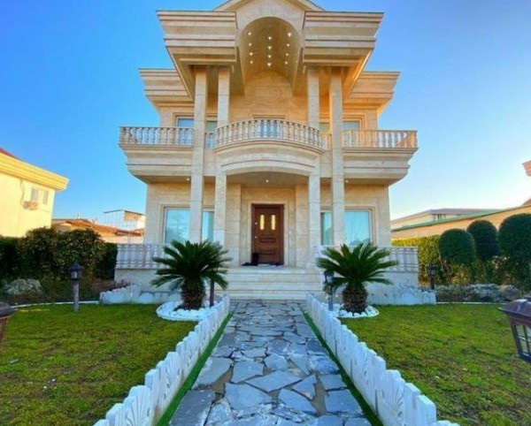 list-of-villa-contractors